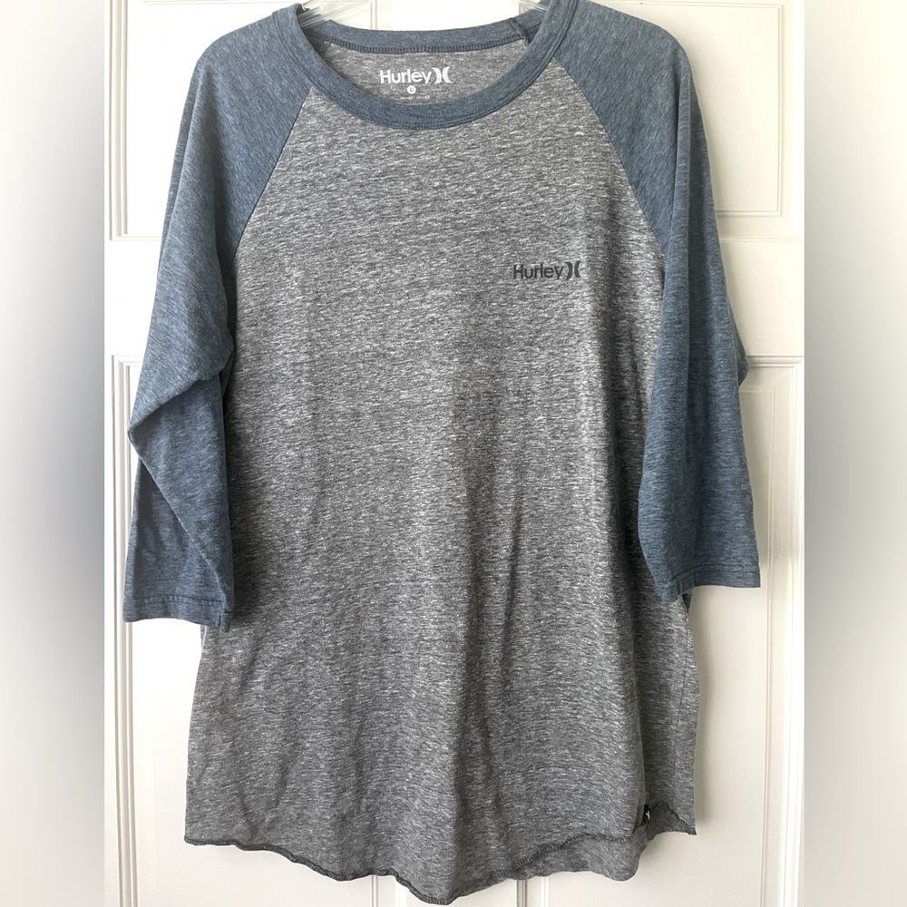 Hurley Men’s Heather Gray and Denim Blue Raglan Tee